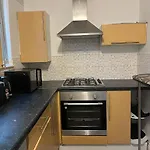 Cosy Two Bedroom House In Bradford