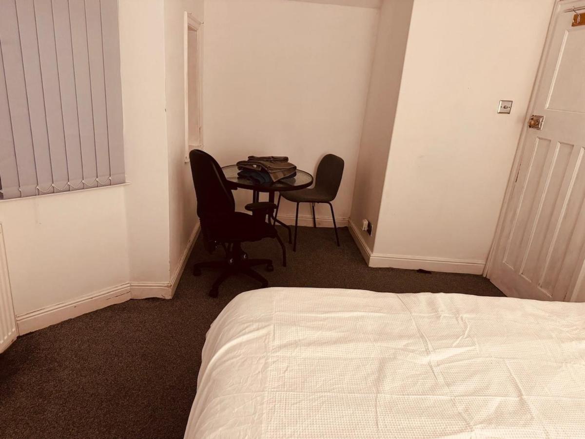 Cosy Two Bedroom House In Bradford Bradford (West Yorkshire)
